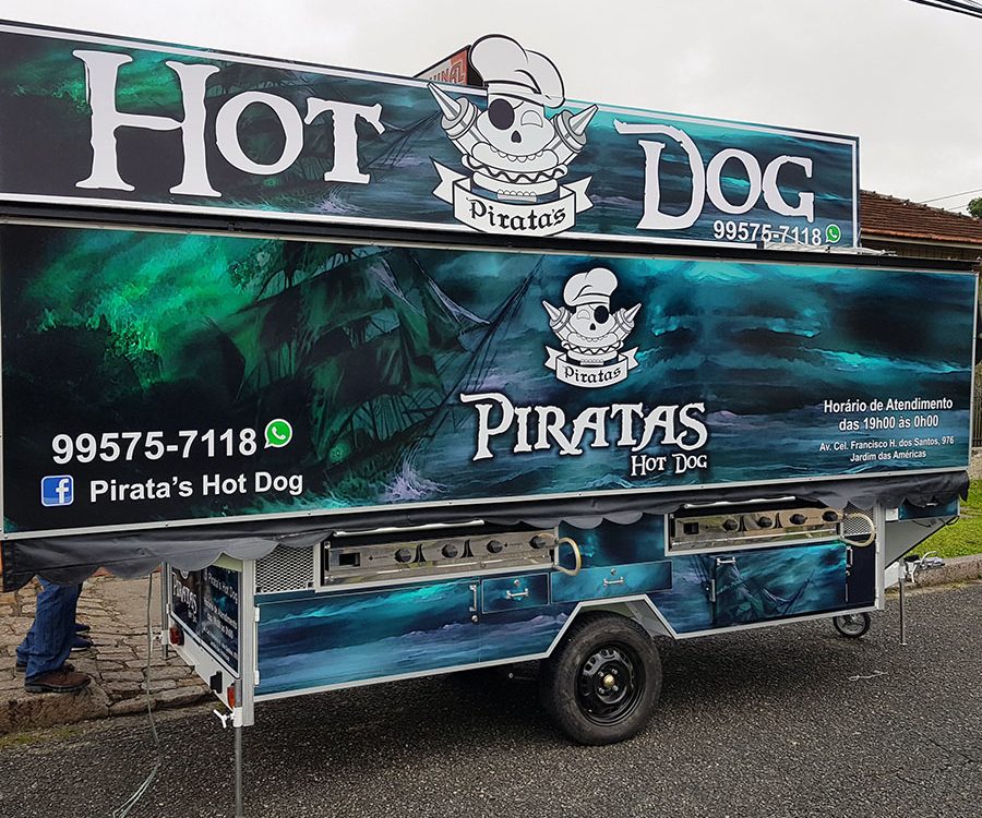 plotagem-food-truck-piratas-hot-dog-frente