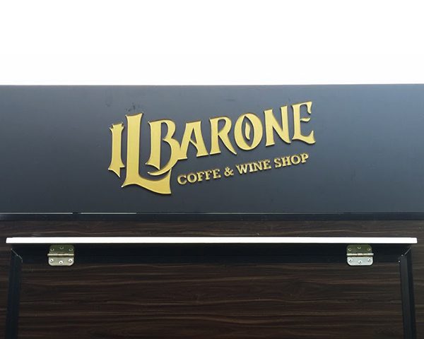 letra-caixa-fachada-loja-le-barone
